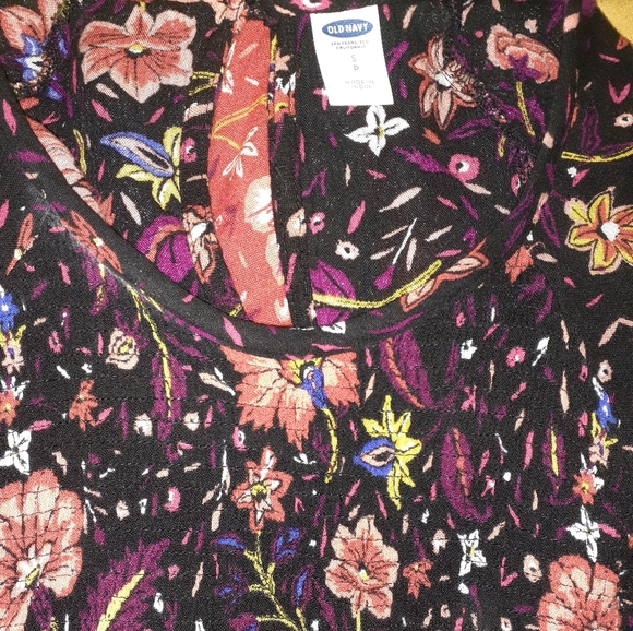 Old Navy Bohemian Style - Picture 3 of 3